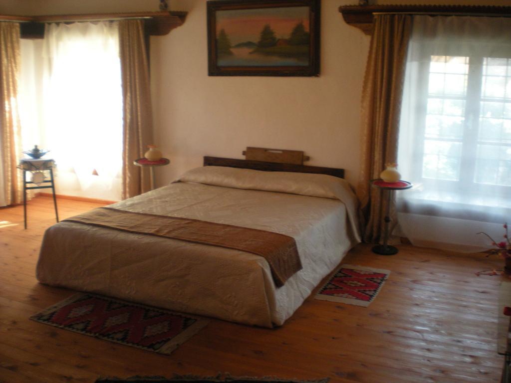 Pashko Vasa Guesthouse Шкодер Номер фото